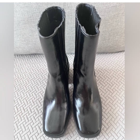 New Urban Outfitters Ava Square Toe Midi Boot Size 6 - Black - Picture 2 of 7